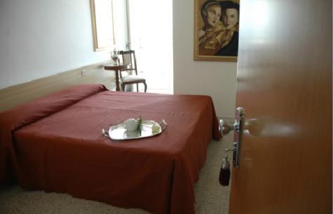Hotel Gradara 3*